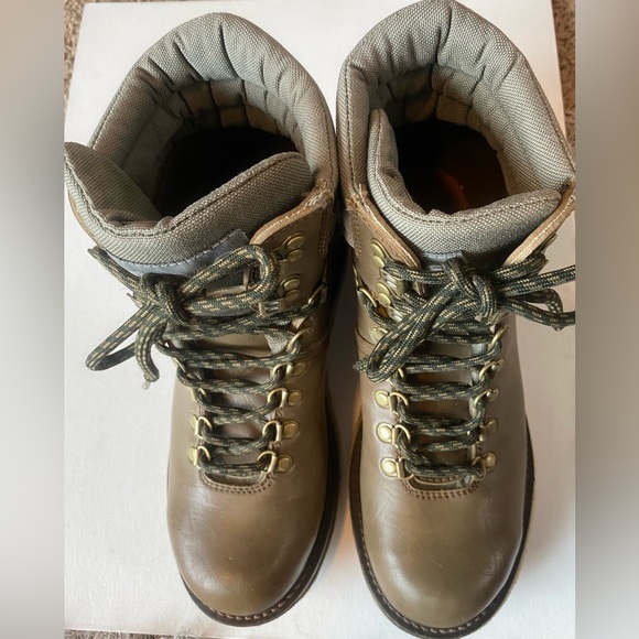 Simms Men’s Felt Bottom, Fly Fishing Brown Leather Boots Size 9 - Picture 2 of 8